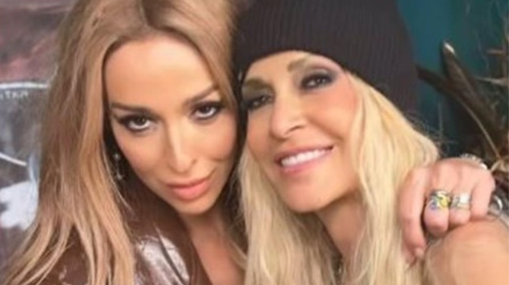 Eλένη Φουρέιρα για Βίσση: «Είναι όνειρο να κάνω μια συνεργασία με την Άννα» [βίντεο]